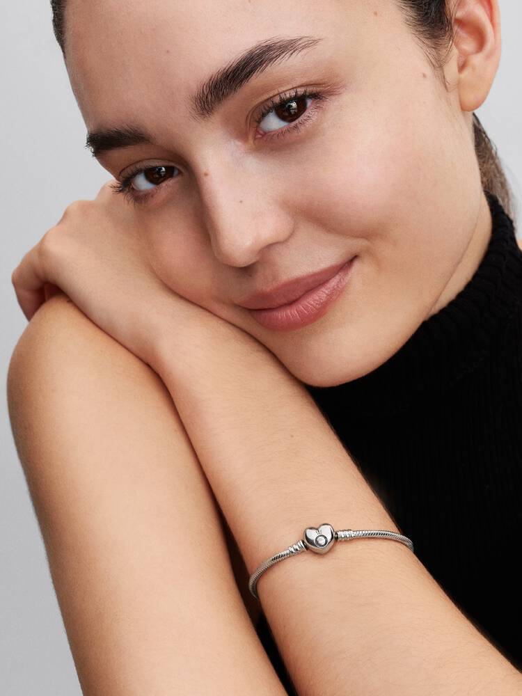 Pulsera cadena de serpiente con broche de corazón