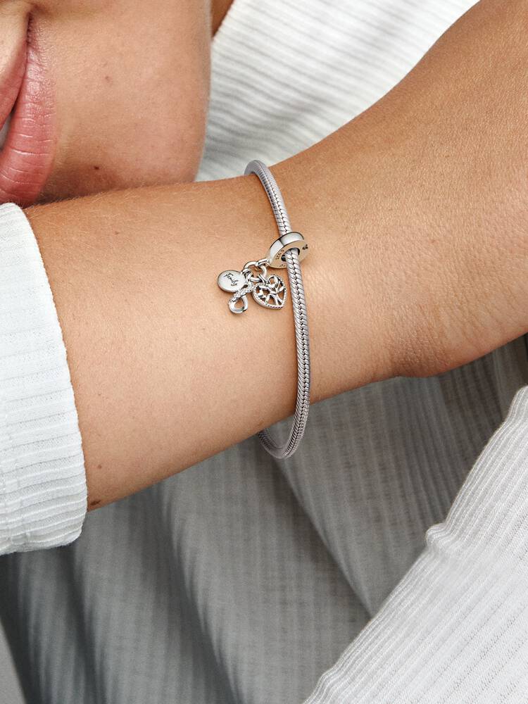Charm colgante de familia triple Infinito